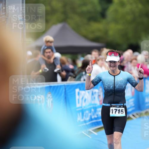 30.08.2026 - Elbe Triathlon Hamburg LAZAROV Photography http://msf.ph/oto/10029269 30.08.2026 12:18:15 Ziel 1521, 1715 meine-sportfotos.de