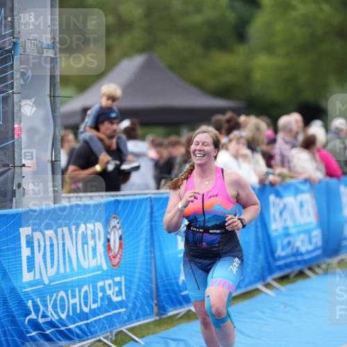 30.08.2026 - Elbe Triathlon Hamburg LAZAROV Photography http://msf.ph/oto/10029289 30.08.2026 12:19:33 Ziel 1504, 1623 meine-sportfotos.de