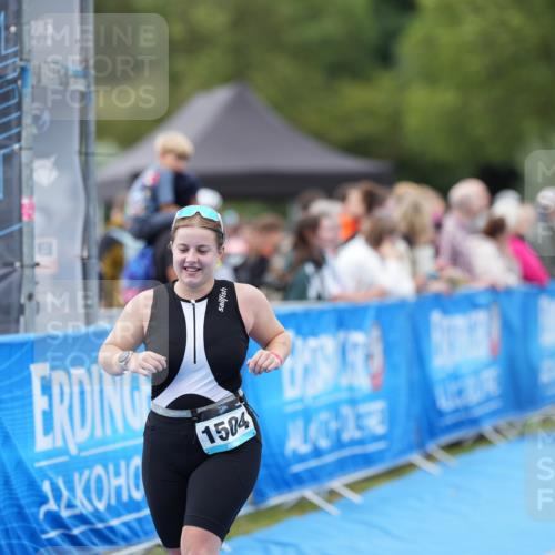 30.08.2026 - Elbe Triathlon Hamburg LAZAROV Photography http://msf.ph/oto/10029294 30.08.2026 12:19:39 Ziel 1504, 1694 meine-sportfotos.de