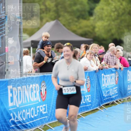 30.08.2026 - Elbe Triathlon Hamburg LAZAROV Photography http://msf.ph/oto/10029301 30.08.2026 12:20:16 Ziel 1541, 1566 meine-sportfotos.de