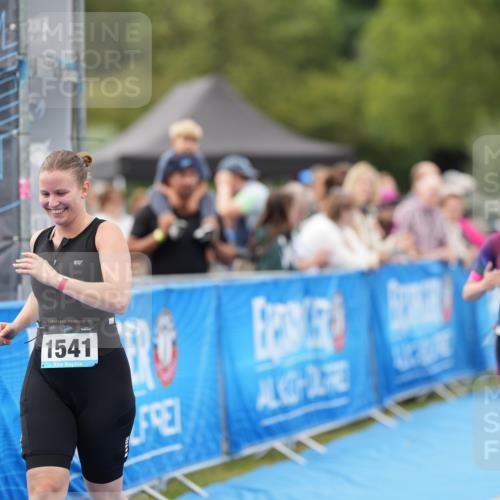 30.08.2026 - Elbe Triathlon Hamburg LAZAROV Photography http://msf.ph/oto/10029306 30.08.2026 12:20:25 Ziel 1541, 1635 meine-sportfotos.de
