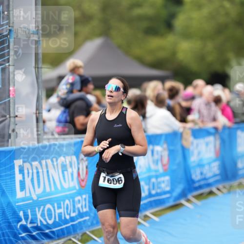 30.08.2026 - Elbe Triathlon Hamburg LAZAROV Photography http://msf.ph/oto/10029328 30.08.2026 12:21:56 Ziel 894, 1606 meine-sportfotos.de