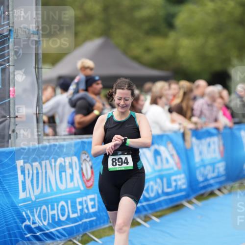 30.08.2026 - Elbe Triathlon Hamburg LAZAROV Photography http://msf.ph/oto/10029331 30.08.2026 12:22:02 Ziel 894, 1604 meine-sportfotos.de