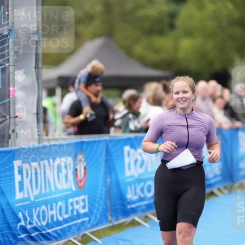 30.08.2026 - Elbe Triathlon Hamburg LAZAROV Photography http://msf.ph/oto/10029340 30.08.2026 12:22:14 Ziel 1408, 1613 meine-sportfotos.de