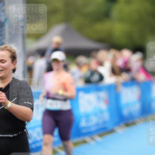 30.08.2026 - Elbe Triathlon Hamburg LAZAROV Photography http://msf.ph/oto/10029345 30.08.2026 12:22:49 Ziel 1540, 1543, 1609, 1611 meine-sportfotos.de