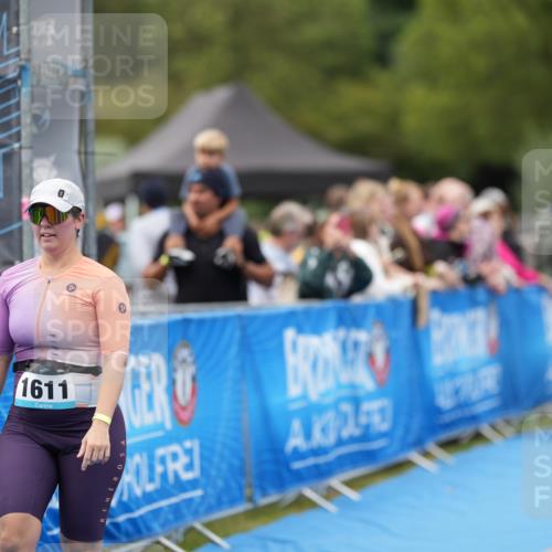 30.08.2026 - Elbe Triathlon Hamburg LAZAROV Photography http://msf.ph/oto/10029347 30.08.2026 12:22:50 Ziel 1540, 1543, 1609, 1611 meine-sportfotos.de