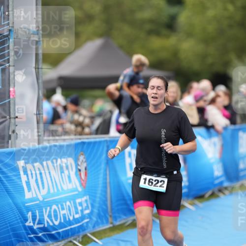 30.08.2026 - Elbe Triathlon Hamburg LAZAROV Photography http://msf.ph/oto/10029360 30.08.2026 12:23:51 Ziel 1622 meine-sportfotos.de