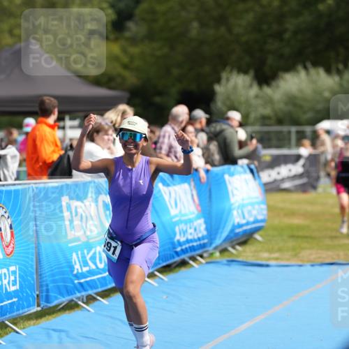30.08.2026 - Elbe Triathlon Hamburg LAZAROV Photography http://msf.ph/oto/10029387 30.08.2026 12:31:52 Ziel 1591, 1644 meine-sportfotos.de