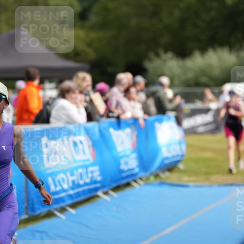 30.08.2026 - Elbe Triathlon Hamburg LAZAROV Photography http://msf.ph/oto/10029389 30.08.2026 12:31:53 Ziel 1591, 1644 meine-sportfotos.de