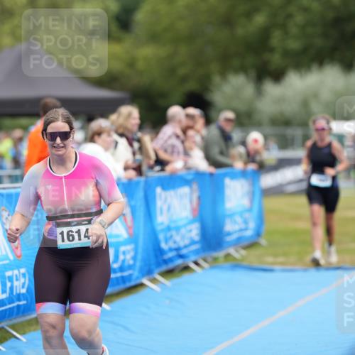 30.08.2026 - Elbe Triathlon Hamburg LAZAROV Photography http://msf.ph/oto/10029397 30.08.2026 12:32:12 Ziel 1614, 1669 meine-sportfotos.de