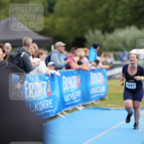 30.08.2026 - Elbe Triathlon Hamburg LAZAROV Photography http://msf.ph/oto/10029434 30.08.2026 12:38:37 Ziel 1594, 1641 meine-sportfotos.de