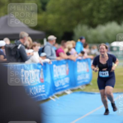 30.08.2026 - Elbe Triathlon Hamburg LAZAROV Photography http://msf.ph/oto/10029435 30.08.2026 12:38:38 Ziel 1594, 1641 meine-sportfotos.de