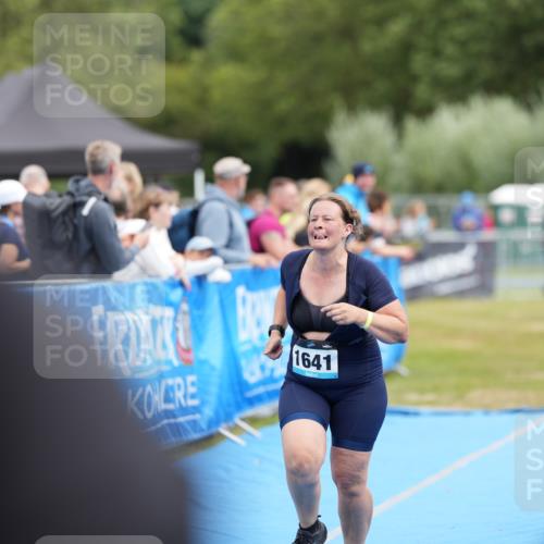 30.08.2026 - Elbe Triathlon Hamburg LAZAROV Photography http://msf.ph/oto/10029436 30.08.2026 12:38:39 Ziel 1594, 1641 meine-sportfotos.de