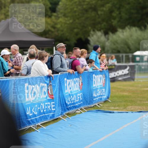 30.08.2026 - Elbe Triathlon Hamburg LAZAROV Photography http://msf.ph/oto/10029455 30.08.2026 12:40:23 Ziel 1725 meine-sportfotos.de