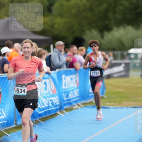 30.08.2026 - Elbe Triathlon Hamburg LAZAROV Photography http://msf.ph/oto/10029456 30.08.2026 12:40:35 Ziel 1634, 1739 meine-sportfotos.de