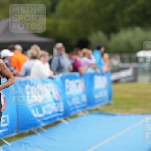 30.08.2026 - Elbe Triathlon Hamburg LAZAROV Photography http://msf.ph/oto/10029461 30.08.2026 12:40:37 Ziel 1634, 1739 meine-sportfotos.de