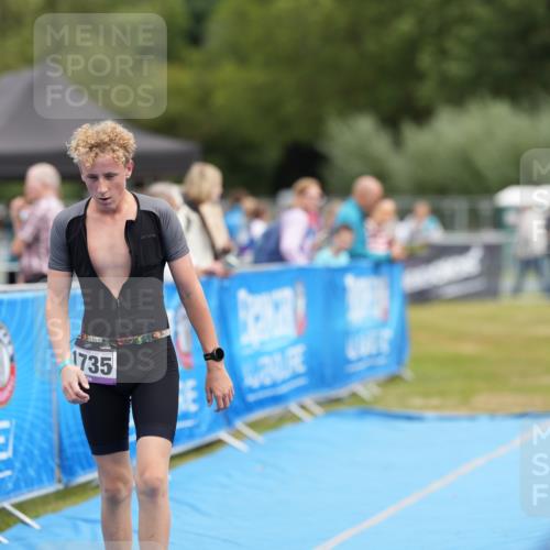 30.08.2026 - Elbe Triathlon Hamburg LAZAROV Photography http://msf.ph/oto/10029477 30.08.2026 12:42:44 Ziel 1735 meine-sportfotos.de