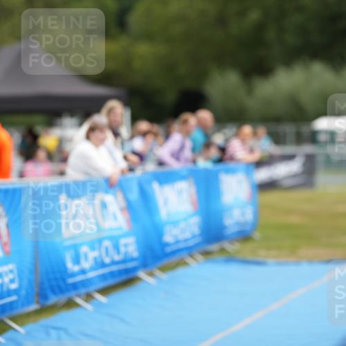 30.08.2026 - Elbe Triathlon Hamburg LAZAROV Photography http://msf.ph/oto/10029480 30.08.2026 12:43:49 Ziel 1742 meine-sportfotos.de