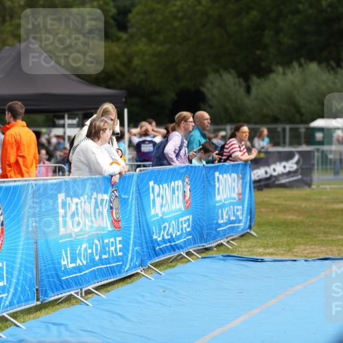 30.08.2026 - Elbe Triathlon Hamburg LAZAROV Photography http://msf.ph/oto/10029482 30.08.2026 12:43:56 Ziel  meine-sportfotos.de