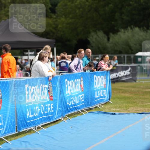 30.08.2026 - Elbe Triathlon Hamburg LAZAROV Photography http://msf.ph/oto/10029483 30.08.2026 12:43:57 Ziel  meine-sportfotos.de