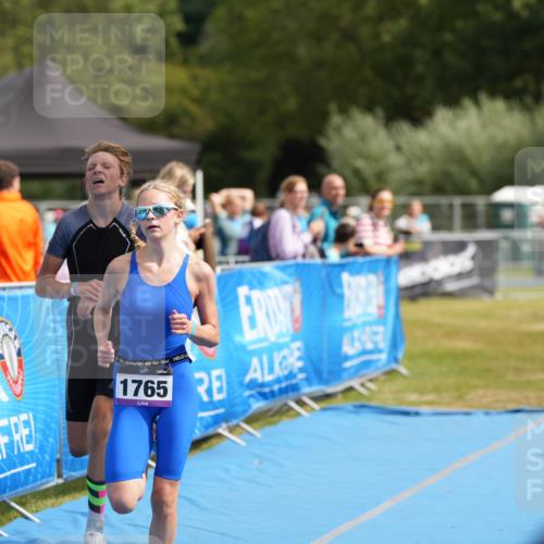 30.08.2026 - Elbe Triathlon Hamburg LAZAROV Photography http://msf.ph/oto/10029498 30.08.2026 12:44:12 Ziel 1747, 1765 meine-sportfotos.de