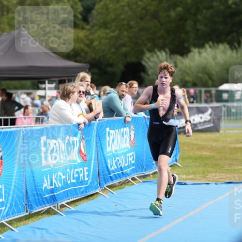 30.08.2026 - Elbe Triathlon Hamburg LAZAROV Photography http://msf.ph/oto/10029518 30.08.2026 12:45:18 Ziel 1733 meine-sportfotos.de