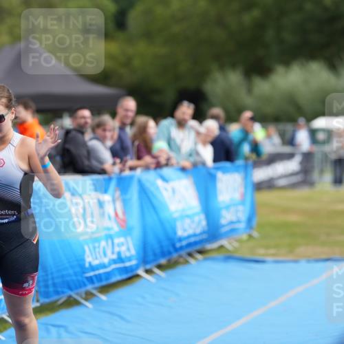 30.08.2026 - Elbe Triathlon Hamburg LAZAROV Photography http://msf.ph/oto/10029543 30.08.2026 12:51:55 Ziel 1759 meine-sportfotos.de