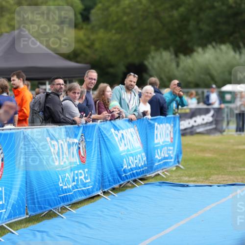 30.08.2026 - Elbe Triathlon Hamburg LAZAROV Photography http://msf.ph/oto/10029544 30.08.2026 12:51:55 Ziel 1759 meine-sportfotos.de