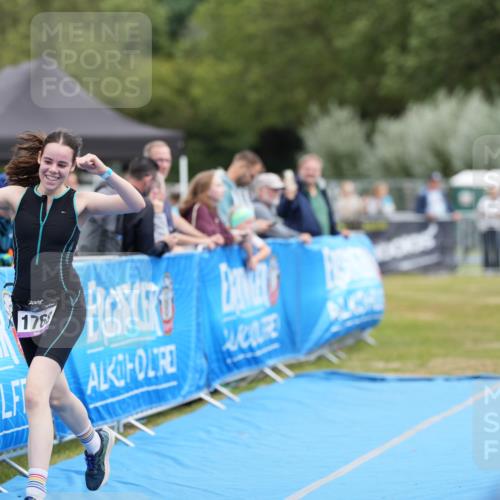 30.08.2026 - Elbe Triathlon Hamburg LAZAROV Photography http://msf.ph/oto/10029553 30.08.2026 12:53:08 Ziel 1755, 1768 meine-sportfotos.de