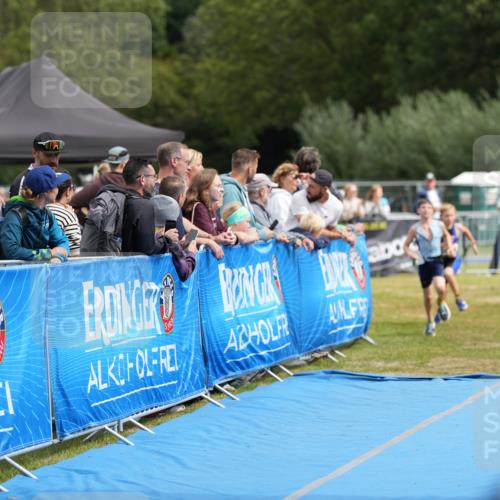 30.08.2026 - Elbe Triathlon Hamburg LAZAROV Photography http://msf.ph/oto/10029584 30.08.2026 12:54:44 Ziel 1839, 1880 meine-sportfotos.de