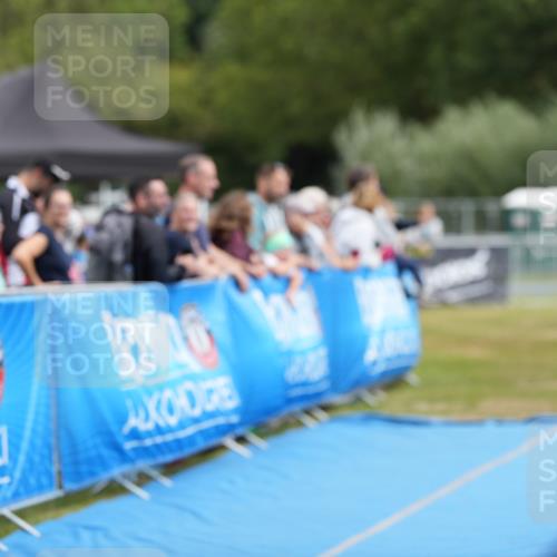 30.08.2026 - Elbe Triathlon Hamburg LAZAROV Photography http://msf.ph/oto/10029624 30.08.2026 12:56:19 Ziel 1834 meine-sportfotos.de