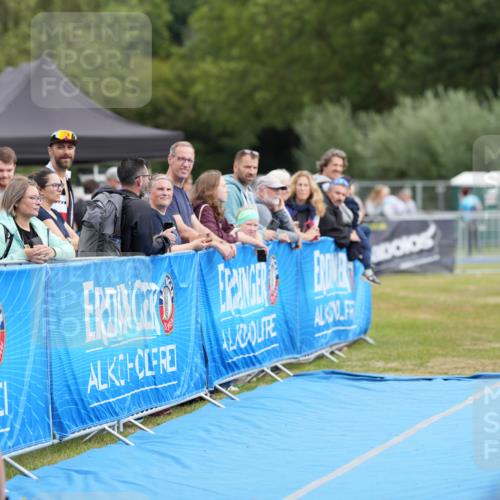 30.08.2026 - Elbe Triathlon Hamburg LAZAROV Photography http://msf.ph/oto/10029647 30.08.2026 12:57:44 Ziel 1792 meine-sportfotos.de