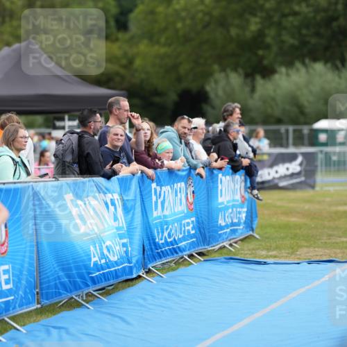 30.08.2026 - Elbe Triathlon Hamburg LAZAROV Photography http://msf.ph/oto/10029662 30.08.2026 12:58:58 Ziel 1829, 1867 meine-sportfotos.de