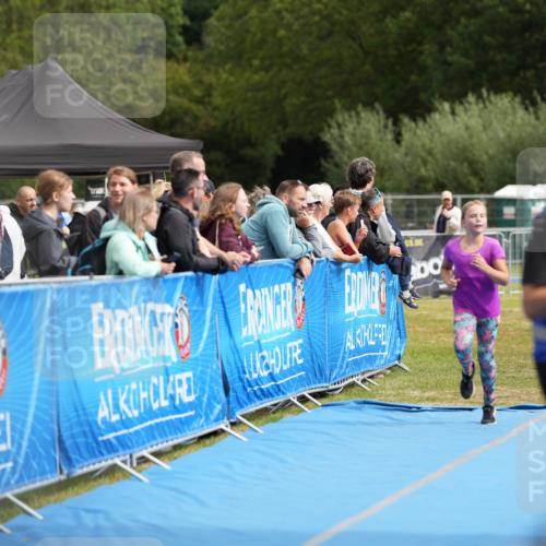 30.08.2026 - Elbe Triathlon Hamburg LAZAROV Photography http://msf.ph/oto/10029712 30.08.2026 13:02:16 Ziel 1873 meine-sportfotos.de