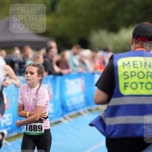 30.08.2026 - Elbe Triathlon Hamburg LAZAROV Photography http://msf.ph/oto/10029715 30.08.2026 13:02:31 Ziel 1820, 1889 meine-sportfotos.de