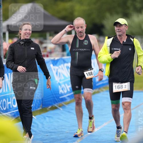 30.08.2026 - Elbe Triathlon Hamburg LAZAROV Photography http://msf.ph/oto/10029825 30.08.2026 16:18:31 Ziel  meine-sportfotos.de