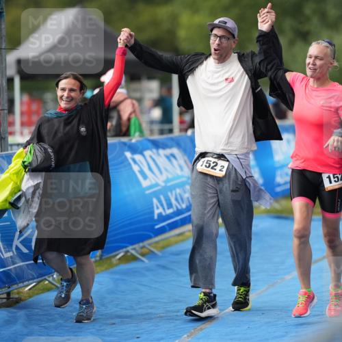 30.08.2026 - Elbe Triathlon Hamburg LAZAROV Photography http://msf.ph/oto/10029826 30.08.2026 16:21:37 Ziel  meine-sportfotos.de