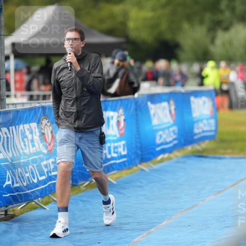 30.08.2026 - Elbe Triathlon Hamburg LAZAROV Photography http://msf.ph/oto/10029836 30.08.2026 16:24:16 Ziel  meine-sportfotos.de