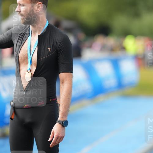 30.08.2026 - Elbe Triathlon Hamburg LAZAROV Photography http://msf.ph/oto/10029840 30.08.2026 16:24:33 Ziel  meine-sportfotos.de