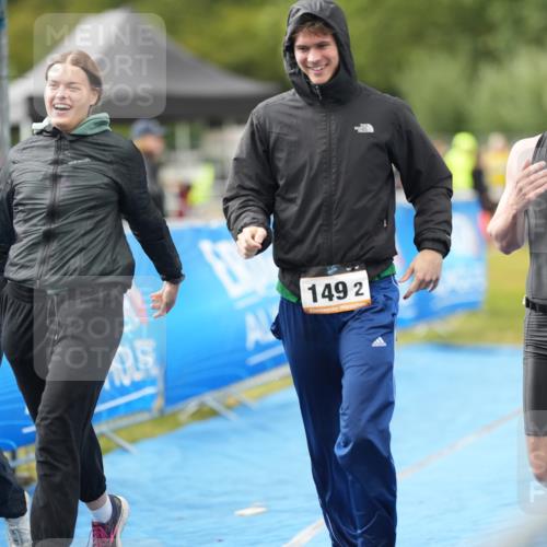 30.08.2026 - Elbe Triathlon Hamburg LAZAROV Photography http://msf.ph/oto/10029843 30.08.2026 16:24:58 Ziel  meine-sportfotos.de