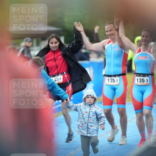 30.08.2026 - Elbe Triathlon Hamburg LAZAROV Photography http://msf.ph/oto/10029847 30.08.2026 16:25:53 Ziel  meine-sportfotos.de
