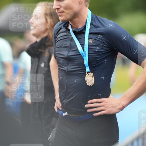 30.08.2026 - Elbe Triathlon Hamburg LAZAROV Photography http://msf.ph/oto/10029866 30.08.2026 16:31:13 Ziel  meine-sportfotos.de