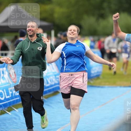 30.08.2026 - Elbe Triathlon Hamburg LAZAROV Photography http://msf.ph/oto/10029877 30.08.2026 16:33:40 Ziel  meine-sportfotos.de