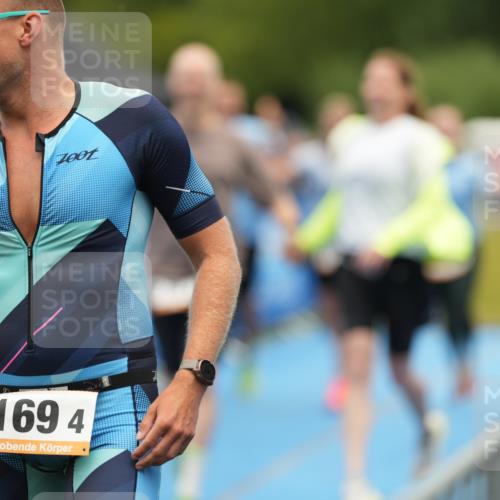 30.08.2026 - Elbe Triathlon Hamburg LAZAROV Photography http://msf.ph/oto/10029889 30.08.2026 16:34:33 Ziel  meine-sportfotos.de