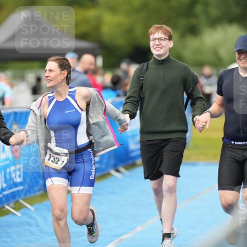30.08.2026 - Elbe Triathlon Hamburg LAZAROV Photography http://msf.ph/oto/10029902 30.08.2026 16:37:27 Ziel  meine-sportfotos.de