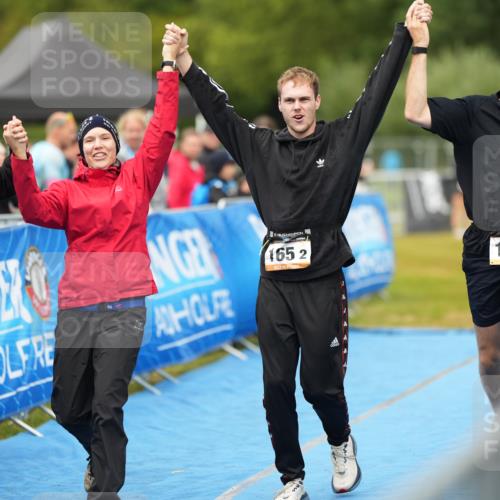 30.08.2026 - Elbe Triathlon Hamburg LAZAROV Photography http://msf.ph/oto/10029907 30.08.2026 16:39:01 Ziel  meine-sportfotos.de
