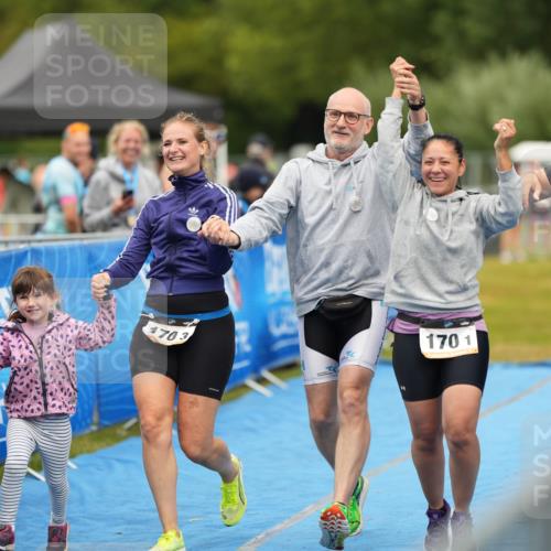 30.08.2026 - Elbe Triathlon Hamburg LAZAROV Photography http://msf.ph/oto/10029910 30.08.2026 16:39:38 Ziel  meine-sportfotos.de