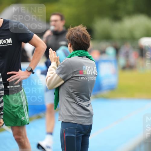 30.08.2026 - Elbe Triathlon Hamburg LAZAROV Photography http://msf.ph/oto/10029922 30.08.2026 16:44:55 Ziel  meine-sportfotos.de