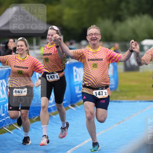 30.08.2026 - Elbe Triathlon Hamburg LAZAROV Photography http://msf.ph/oto/10029929 30.08.2026 16:49:51 Ziel  meine-sportfotos.de