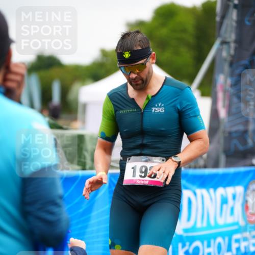 30.08.2026 - Elbe Triathlon Hamburg LAZAROV Photography http://msf.ph/oto/10030046 30.08.2026 10:04:23 Ziel 198 meine-sportfotos.de